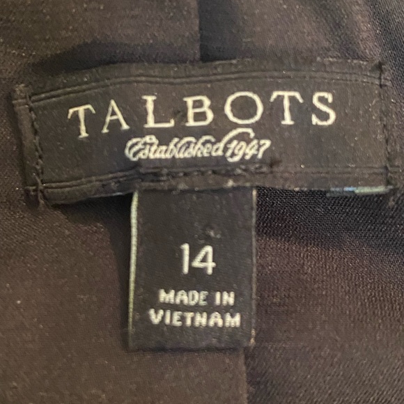 Sleeveless lace top - Picture 3 of 9